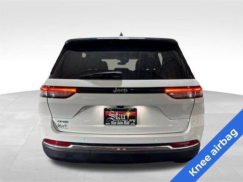 Used 2023 Jeep Grand Cherokee 4WD 4xe image 6