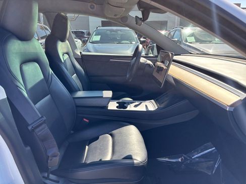 Used 2023 Tesla Model Y Long Range AWD/4WD image 17