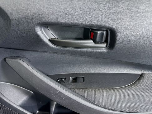 Used 2024 Toyota Corolla LE image 30