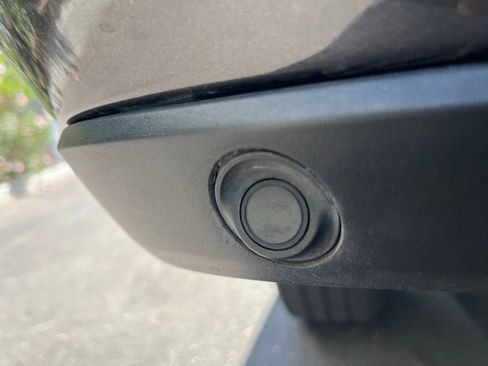 Used 2022 RAM 2500 Big Horn w/ Night Edition AWD/4WD image 17