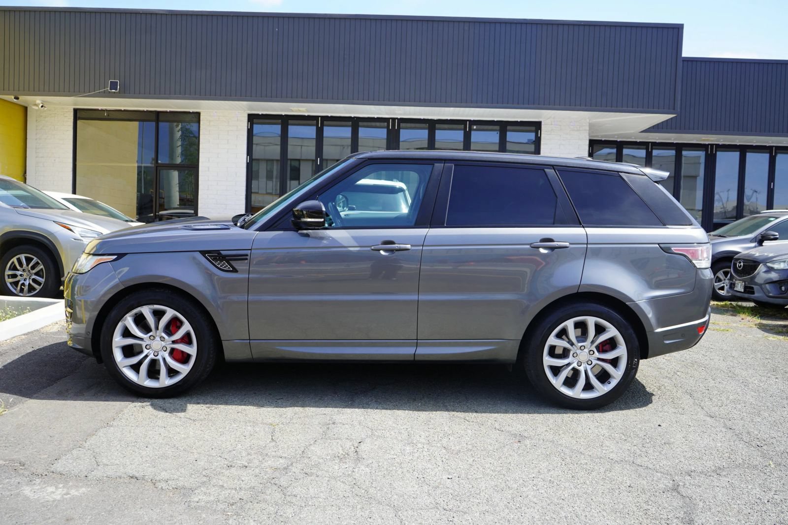Used 2015 Land Rover Range Rover Sport Autobiography AWD/4WD image 2