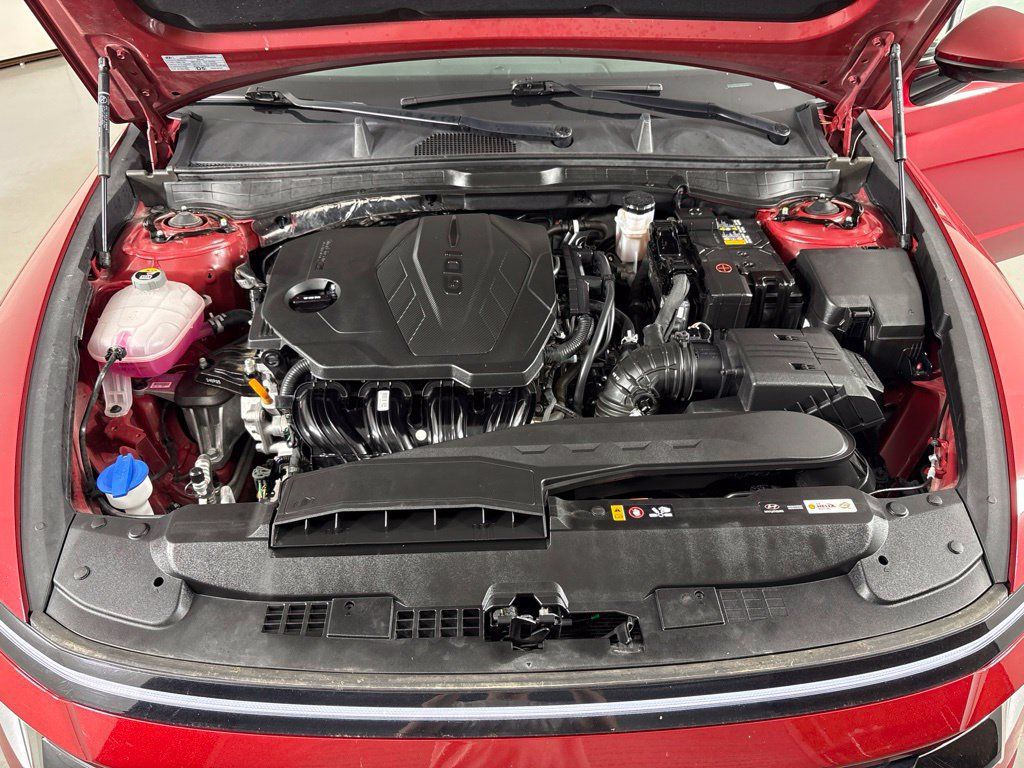 Used 2025 Hyundai Sonata SEL FWD image 40