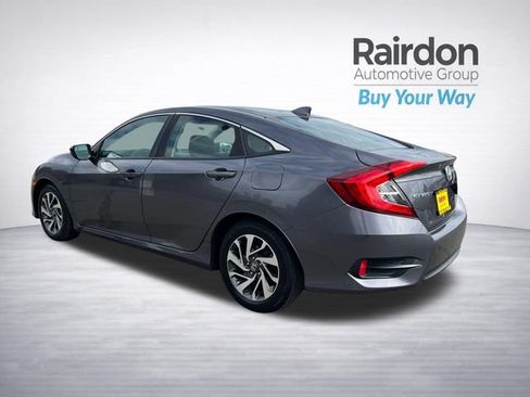 Used 2018 Honda Civic EX image 5