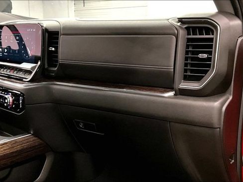 Used 2024 GMC Sierra 1500 Elevation w/ Preferred Package AWD/4WD image 20