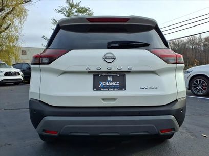 Used 2022 Nissan Rogue SV w/ SV Premium Package