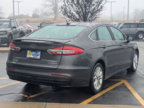 Used 2019 Ford Fusion Energi Titanium image 3