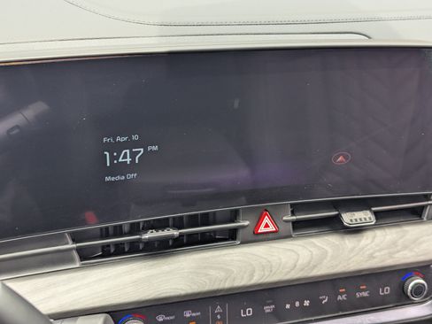 Certified 2025 Kia Sportage X-Line Prestige image 24