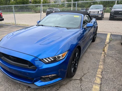 Used 2017 Ford Mustang GT Premium w/ Equipment Group 401A RWD image 5