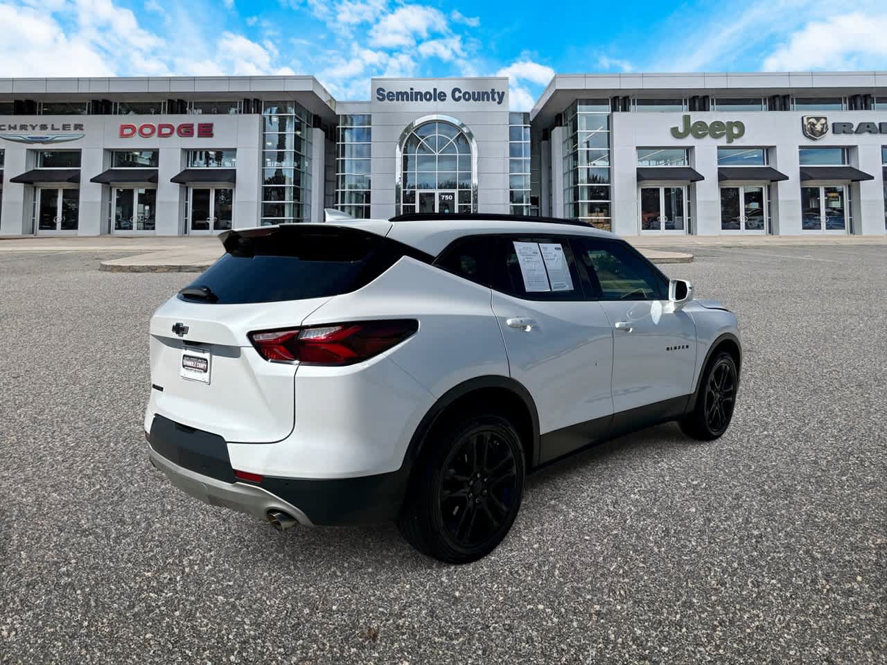 Used 2020 Chevrolet Blazer LT w/ Sound & Technology Package FWD image 7