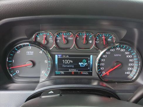 Used 2018 Chevrolet Silverado 1500 LT w/ All Star Edition RWD image 12