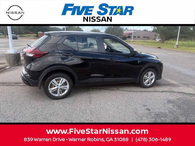 Used 2024 Nissan Kicks S FWD image 8