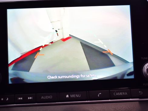 Used 2025 Nissan Sentra SV image 23