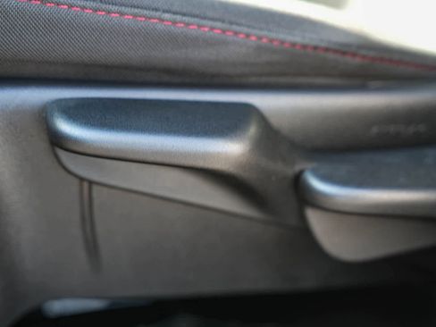 Used 2024 Chevrolet Trax RS image 20