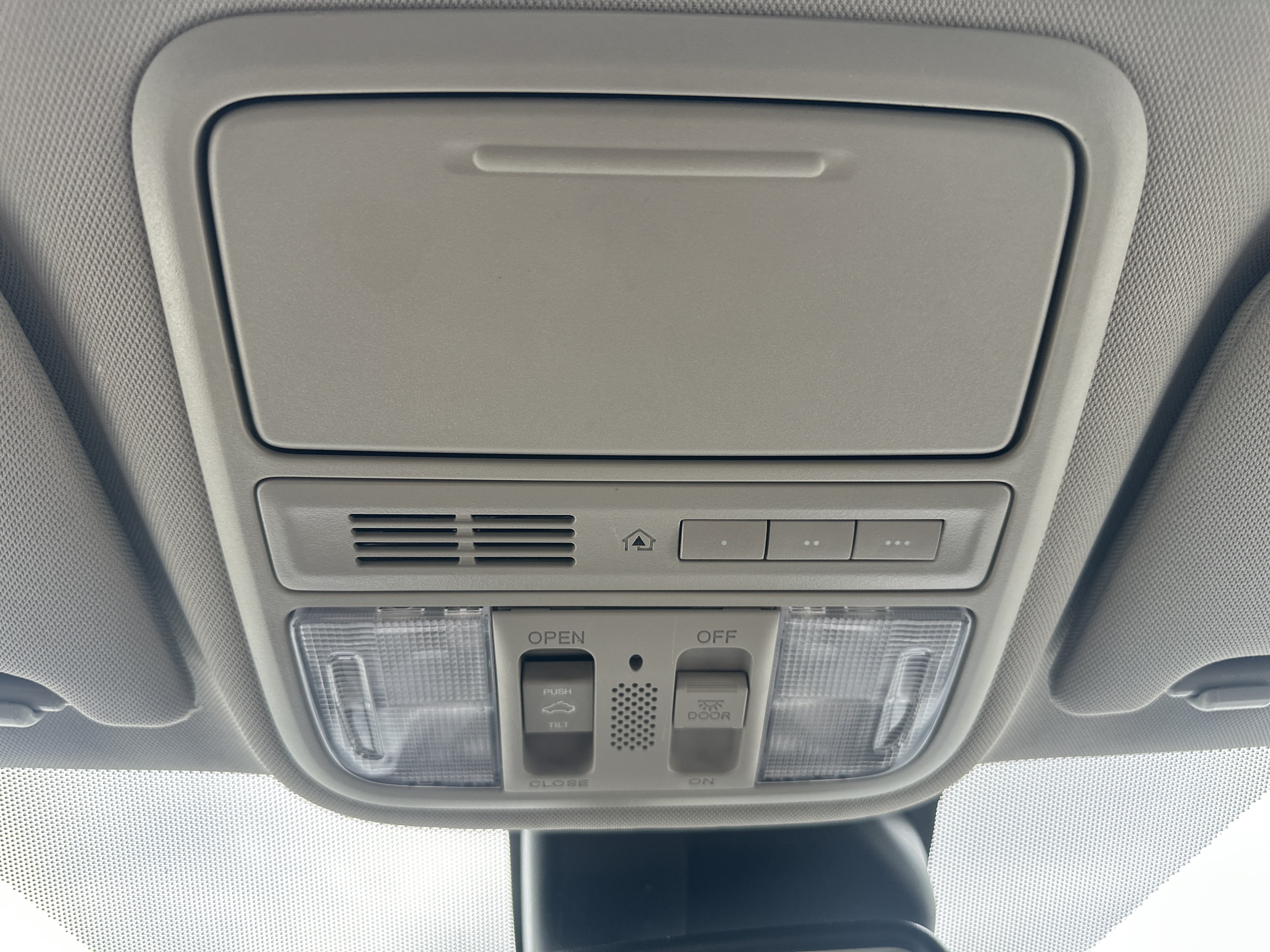 Used 2014 Honda Odyssey Touring image 36