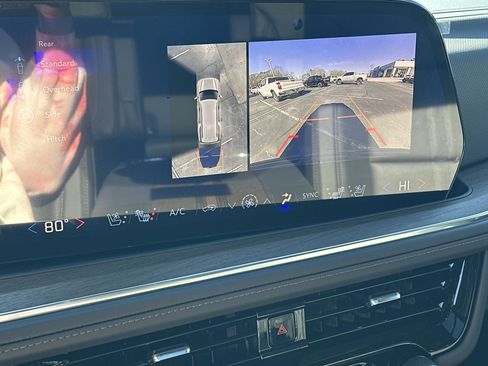 New 2026 Chevrolet Suburban High Country w/ Sun And Tow Package RWD image 31