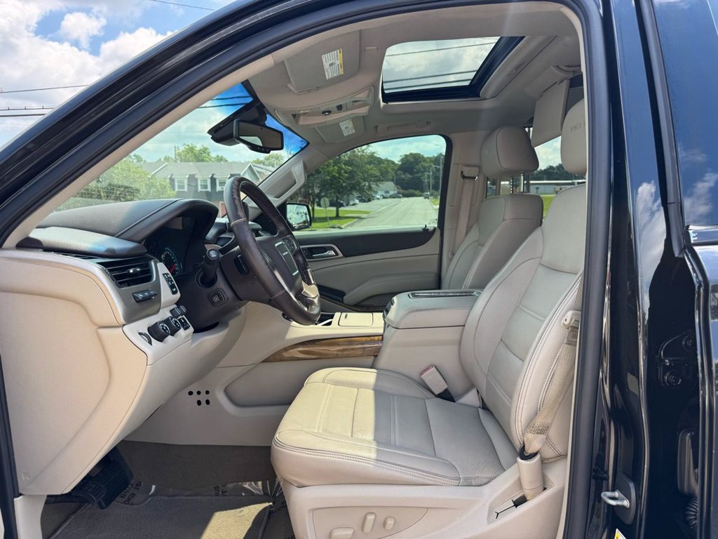 Used 2017 GMC Yukon XL Denali w/ Open Road Package AWD/4WD image 13