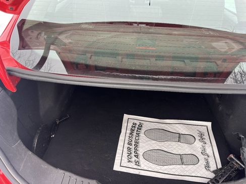 Used 2014 Ford Focus SE image 13