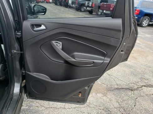 Used 2019 Ford Escape SE AWD/4WD image 17