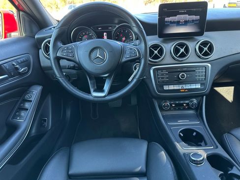 Used 2019 Mercedes-Benz GLA 250 GLA 250 image 2