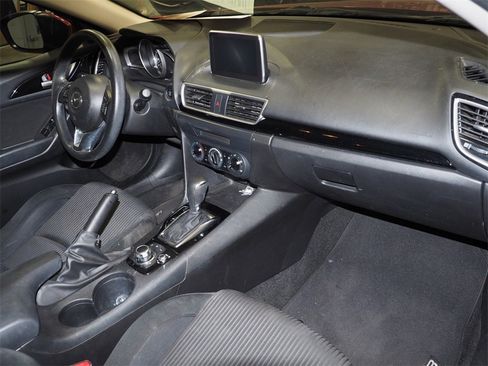 Used 2016 MAZDA MAZDA3 i Sport w/ Preferred Equipment Package image 15