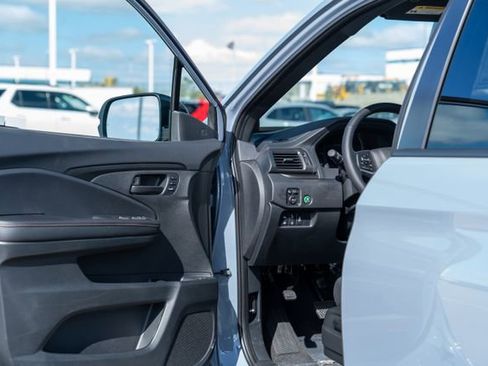 Used 2024 Honda Passport TrailSport image 21