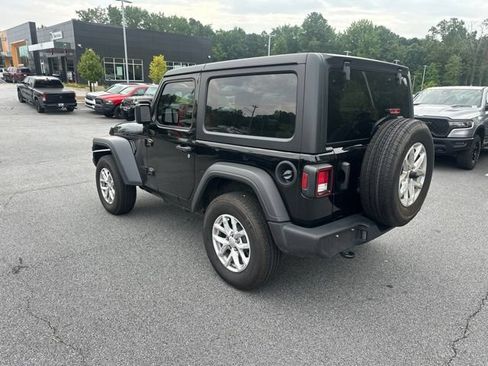 Used 2023 Jeep Wrangler Sport AWD/4WD image 5