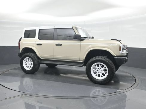 New 2026 Ford Bronco Heritage Edition AWD/4WD image 11