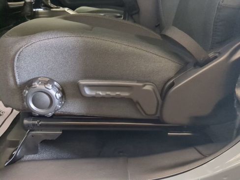 New 2026 Jeep Gladiator Sport image 12