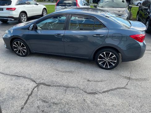 Used 2018 Toyota Corolla SE FWD image 9