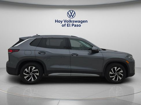 New 2026 Volkswagen Tiguan S FWD image 2