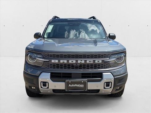 New 2025 Ford Bronco Sport Badlands image 2