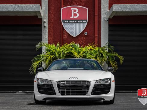 Used 2011 Audi R8 V10 AWD/4WD image 12