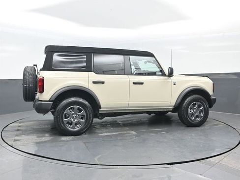 New 2026 Ford Bronco Big Bend image 3