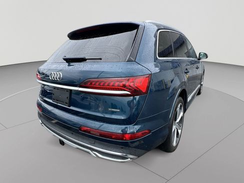 Used 2021 Audi Q7 3.0T Premium Plus w/ Premium Plus Package AWD/4WD image 9