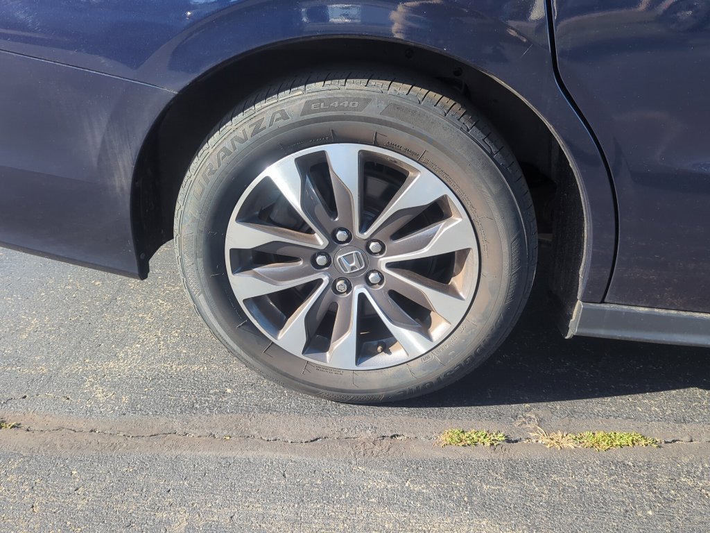 Used 2024 Honda Odyssey EX-L image 12