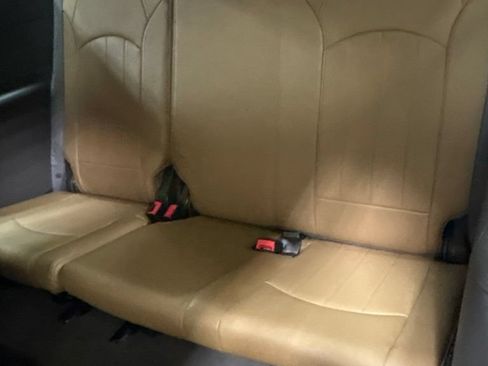 Used 2015 Buick Enclave Leather FWD image 21
