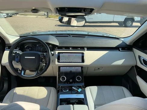 Used 2020 Land Rover Range Rover Velar S AWD/4WD image 11