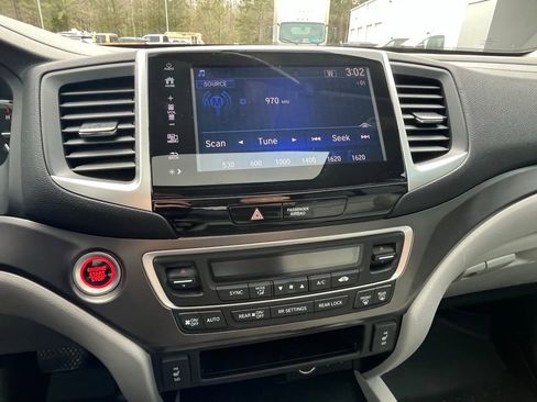 Used 2017 Honda Pilot EX-L image 23