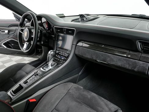 Certified 2018 Porsche 911 Carrera GTS RWD image 23