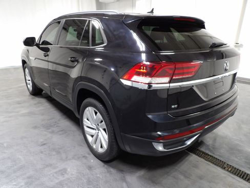 Used 2021 Volkswagen Atlas Cross Sport SE w/ Panoramic Sunroof Package AWD/4WD image 7