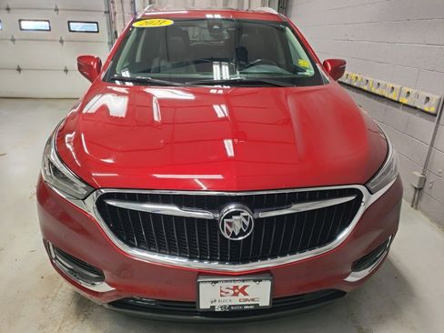 Used 2021 Buick Enclave Premium w/ Sun and Sites Package image 6