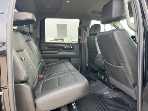 Used 2025 Chevrolet Silverado 2500 LT w/ Z71 Chrome Sport Edition image 48