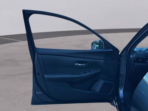 Used 2025 Nissan Sentra SV image 30