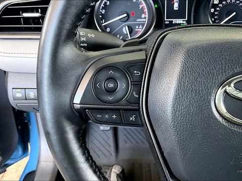 Used 2024 Toyota Camry SE w/ Convenience Package FWD image 10