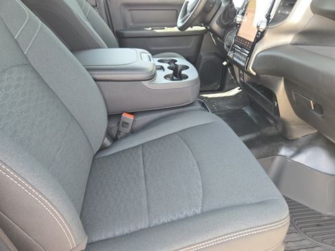 New 2026 RAM 2500 Tradesman AWD/4WD image 12