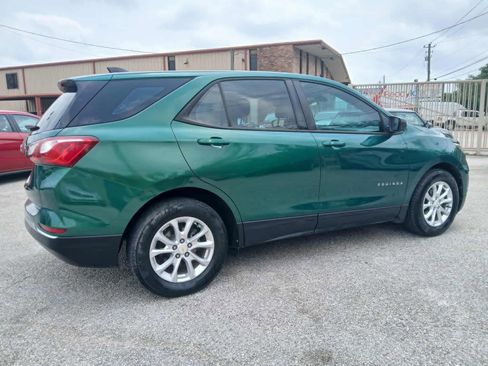 Used 2018 Chevrolet Equinox LS FWD image 7