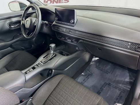 Used 2023 Honda HR-V Sport image 30