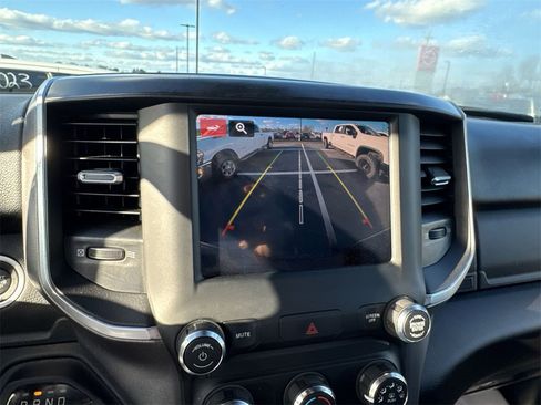 Used 2024 RAM 2500 Big Horn w/ Bed Utility Group image 17