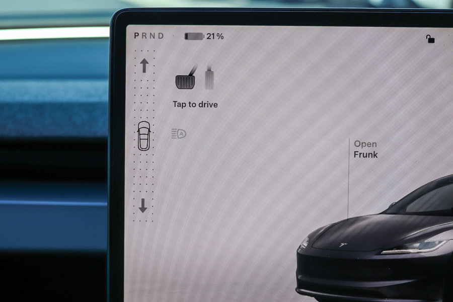 Used 2025 Tesla Model 3 Long Range RWD image 25