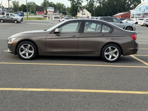 Used 2014 BMW 328i xDrive Sedan AWD/4WD image 8
